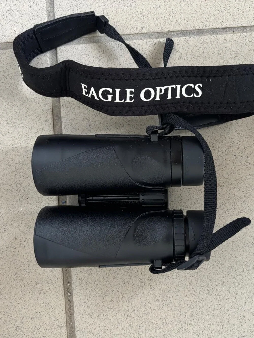Eagle Optics Denali 8x42 Waterproof Fogproof Binoculars w/ Case Strap